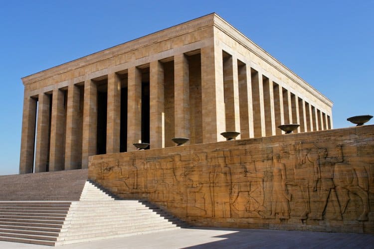 ضريح مصطفى كمال أتاتورك
