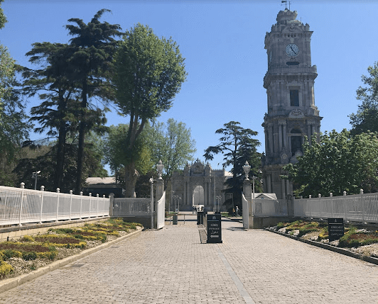 عنوان برج الساعة في اسطنبول