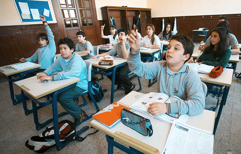 مدارس الفايز الدولية في اسطنبول