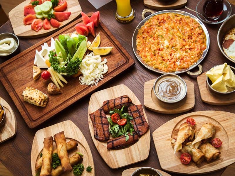 مطاعم حديقة اتاتورك في اسطنبول
