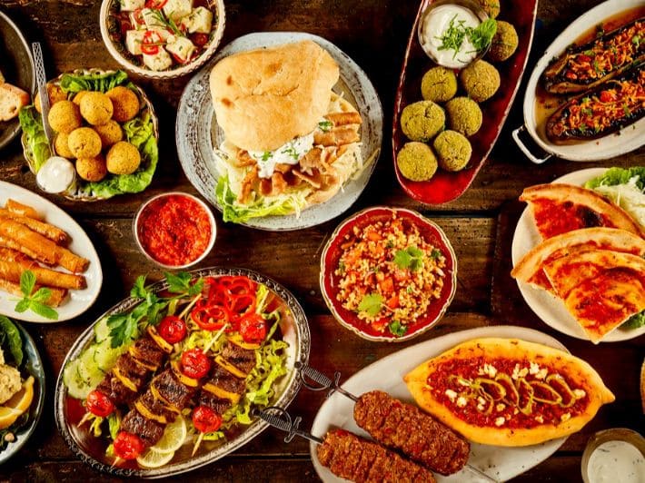 مطاعم حديقة فوارا ازميت