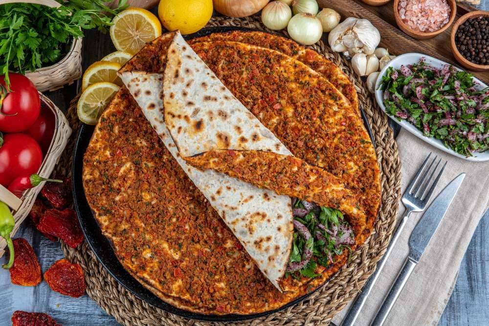 مطاعم قمة تشاغران كايا ريزا تركيا