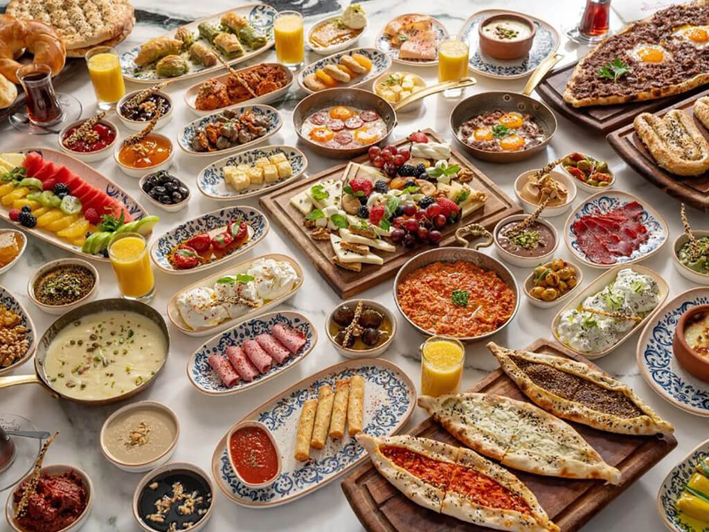 مطعم برنيتشي الليبي