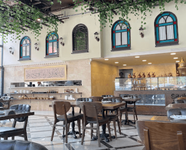 مطعم ساروجا (Saruja Restoran)
