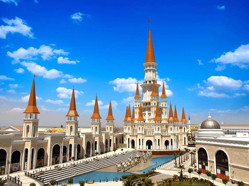 ملاهي أرض الأساطير انطاليا