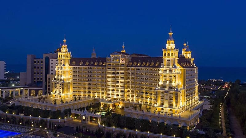 Royal Holiday Palace