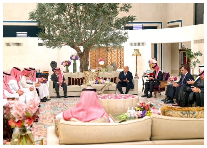 خطوبة الأمير الحسين بن عبد الله