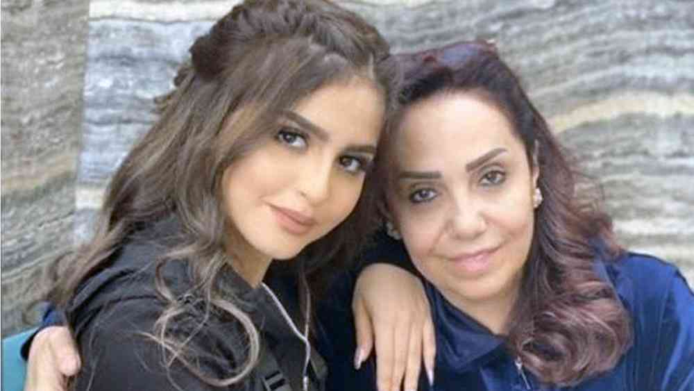 منى السابر