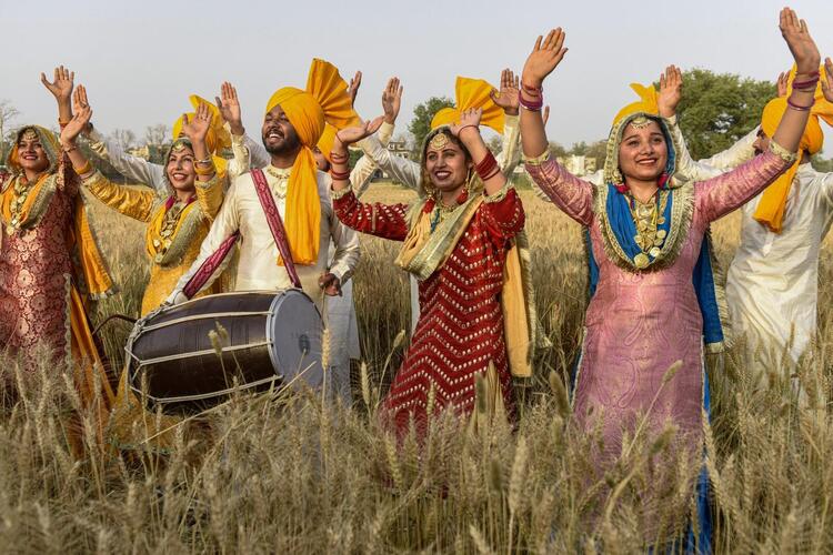 In Pictures: Sikhs, Hindus Celebrate Harvest Festival Baisakhi