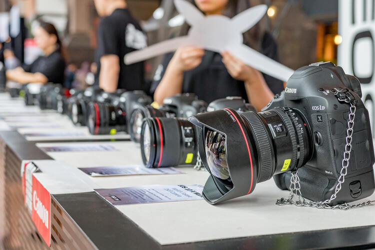 Buyer’s Guide For Your First Camera
