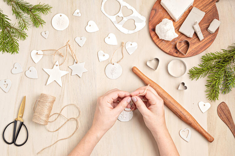 A Short Christmas Gift Giving Guide