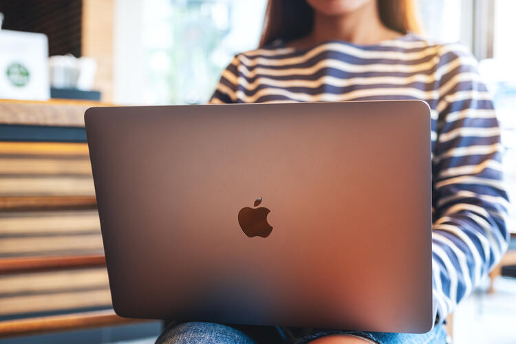 Mac vs. PC Buyer’s Guide