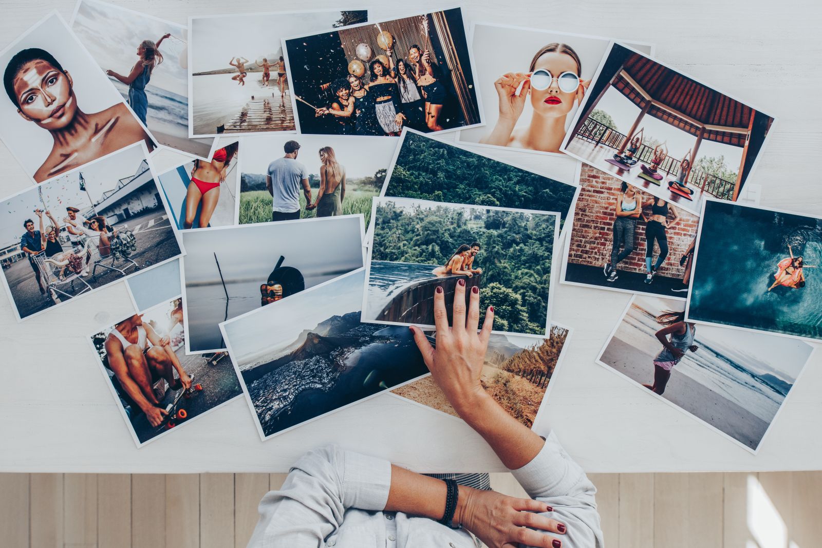 How to Make Money Selling Photos of Yourself