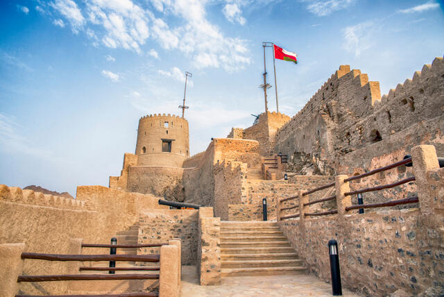 عمان جوازات السفر العربية