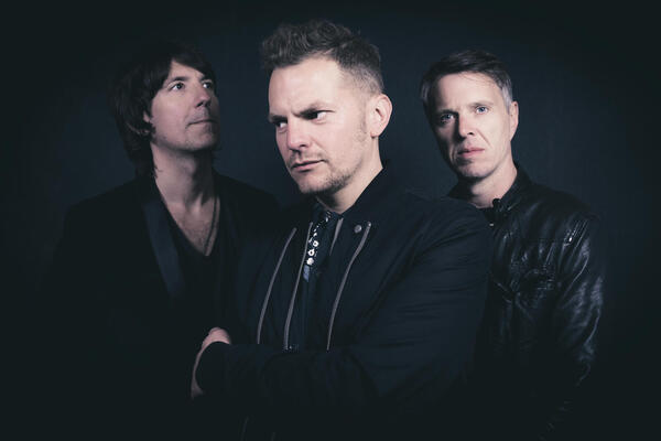 "Toploader -- Hailing from Eastbourne, East Sussex, Toploader is one of the UK’s most popular bands of all time, with millions of albums sold to date."