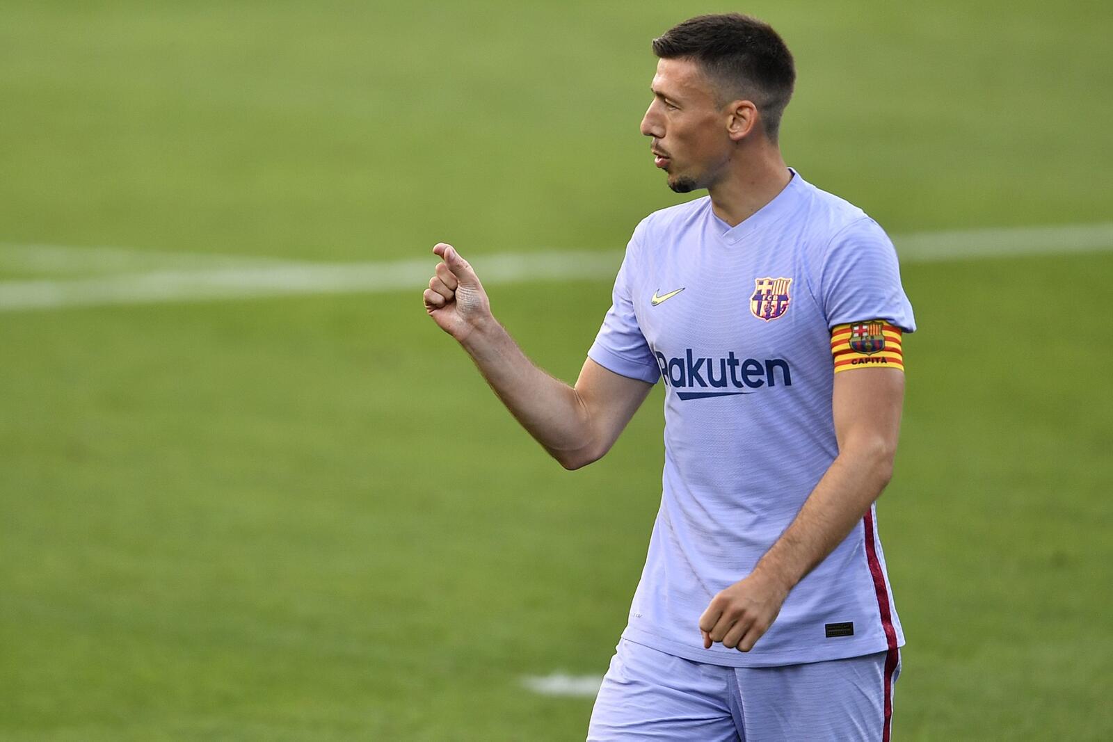 كليمون لونغليه مرشح للرحيل عن برشلونة هذا الصيف (المصدر: أ ف ب)