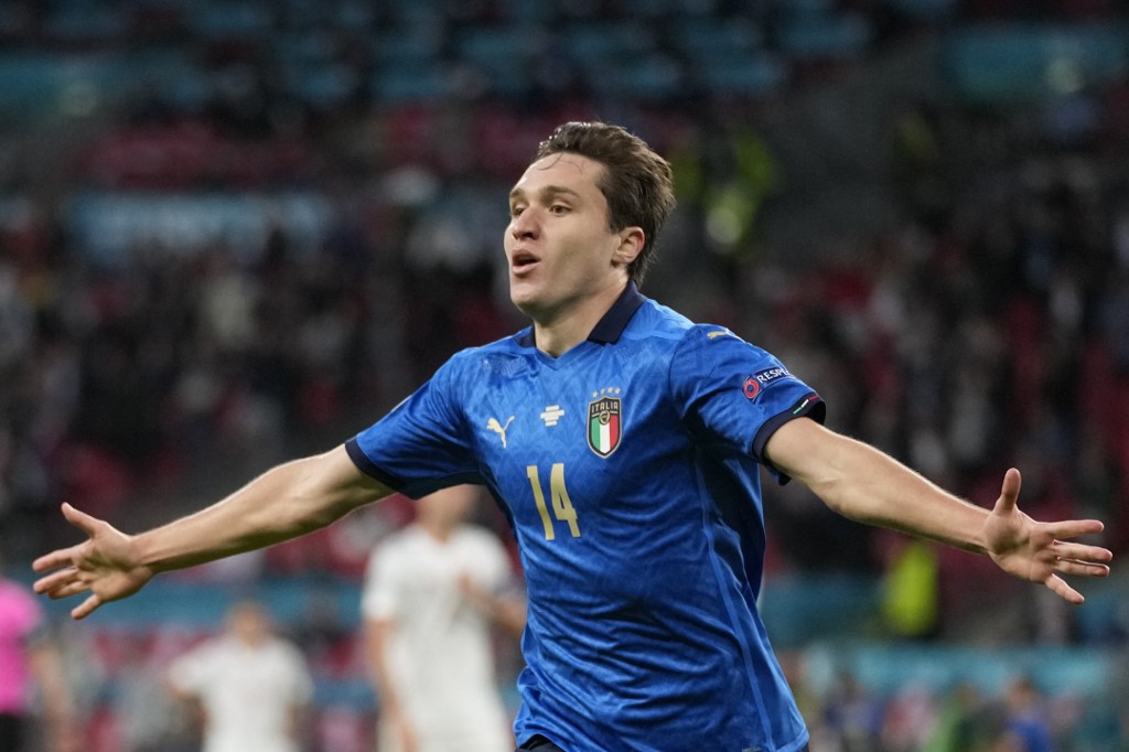 Chiesa ( Euro 2020 team of the tournament )