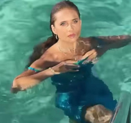 نيللي كريم 