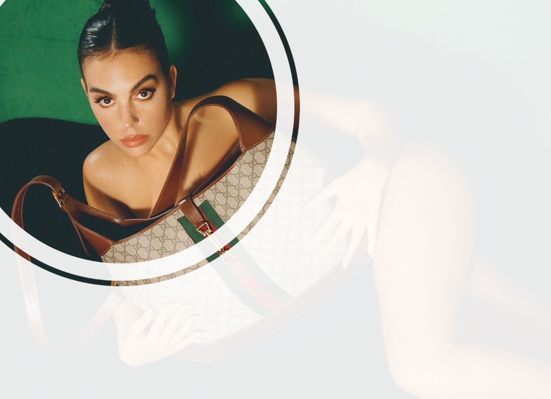 جورجينا رودريغيز عارية