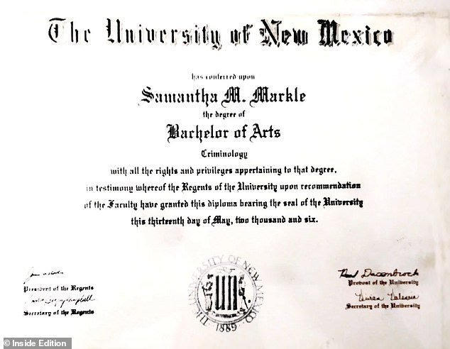 شهادة تخرج سامانثا ماركل