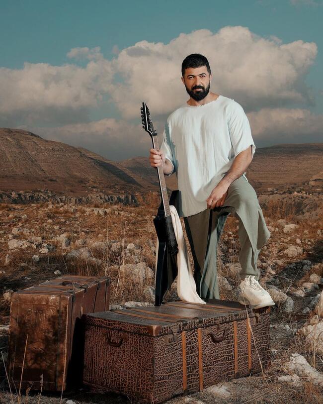 سيف نبيل