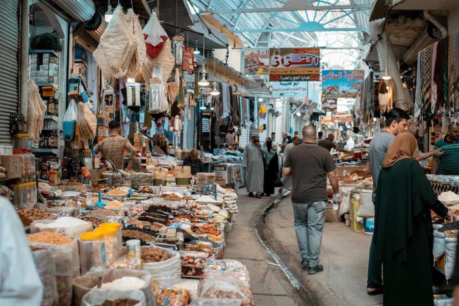 الأسواق في حي الياسمين الرياض