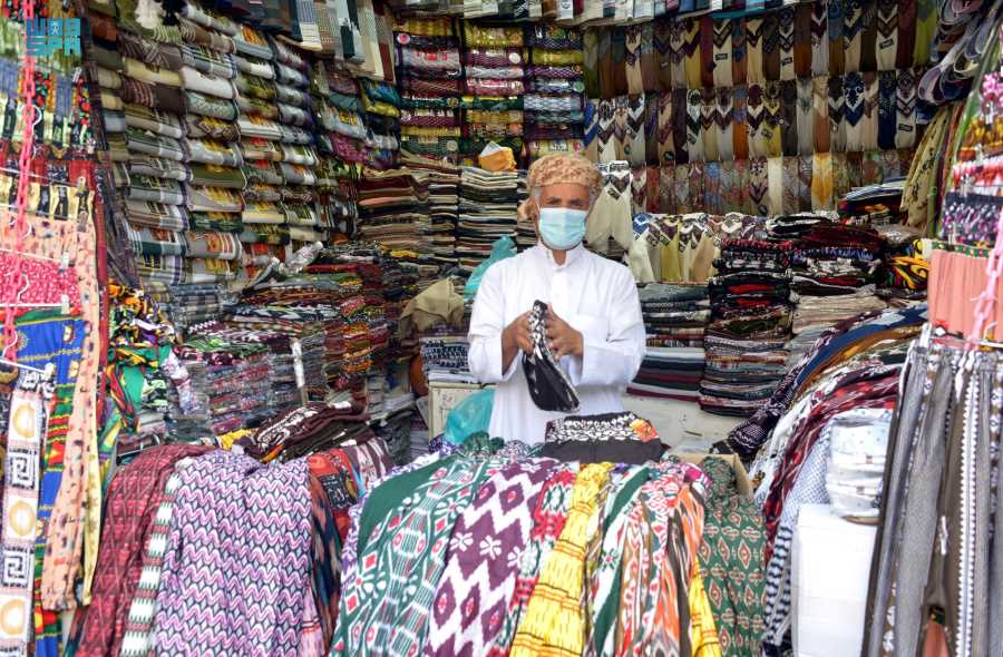 الخدمات الموجودة في سوق البدو في جدة