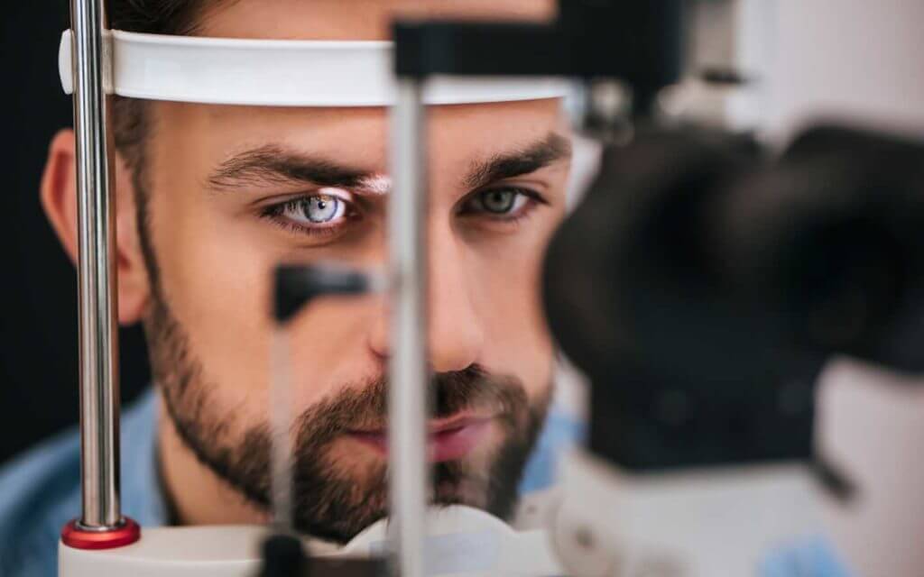 الدكتور أحمد الخشاب