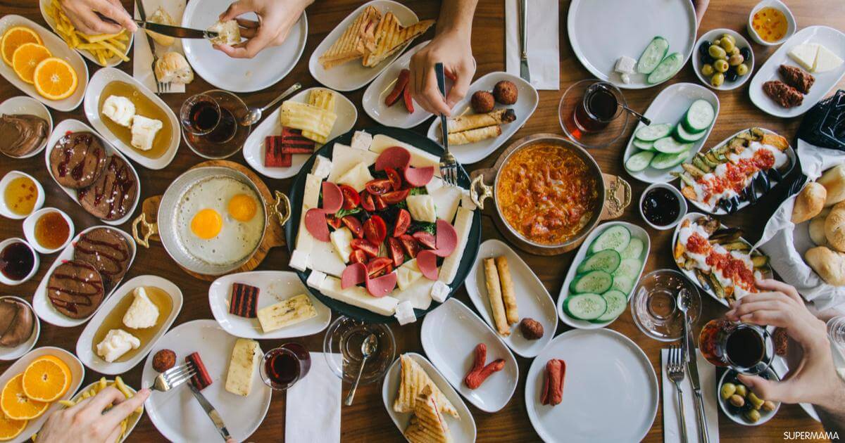 الفطور أو العشاء