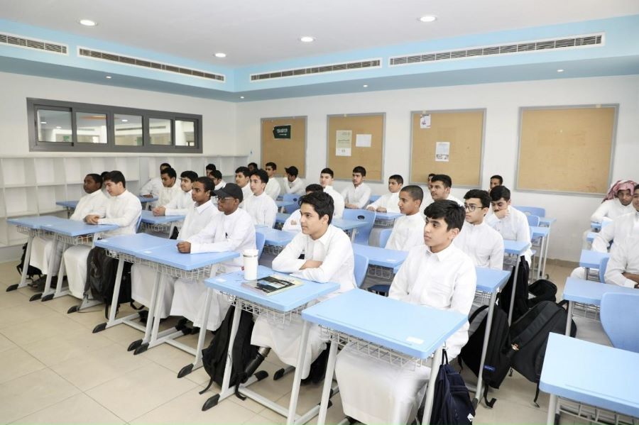 المدارس والجامعات في حي حطين الرياض