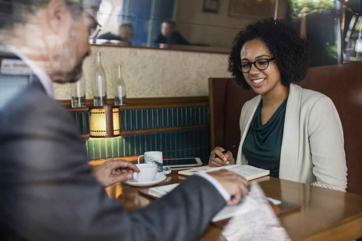 تفسير رؤية رئيس الجمهورية في المنام للمتزوجة والتحدث معه