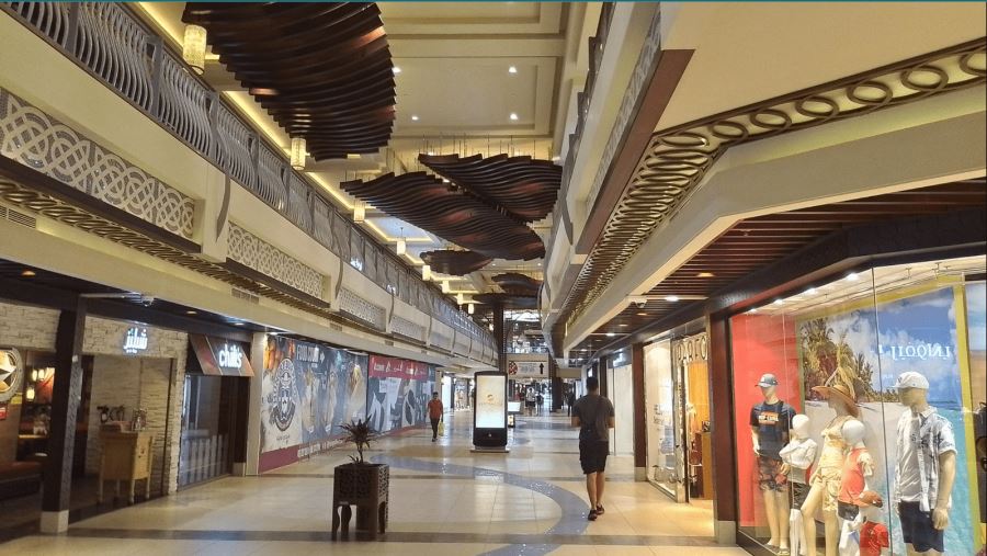 دليل محلات الحمراء مول الرياض