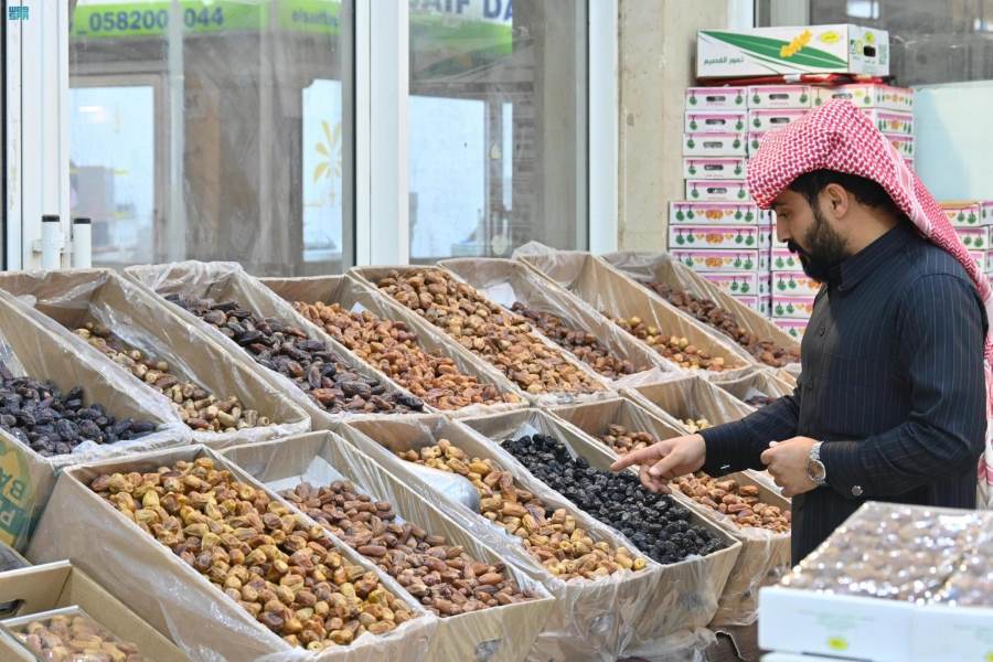 دليل محلات سوق الرياض الموسمي للتمور
