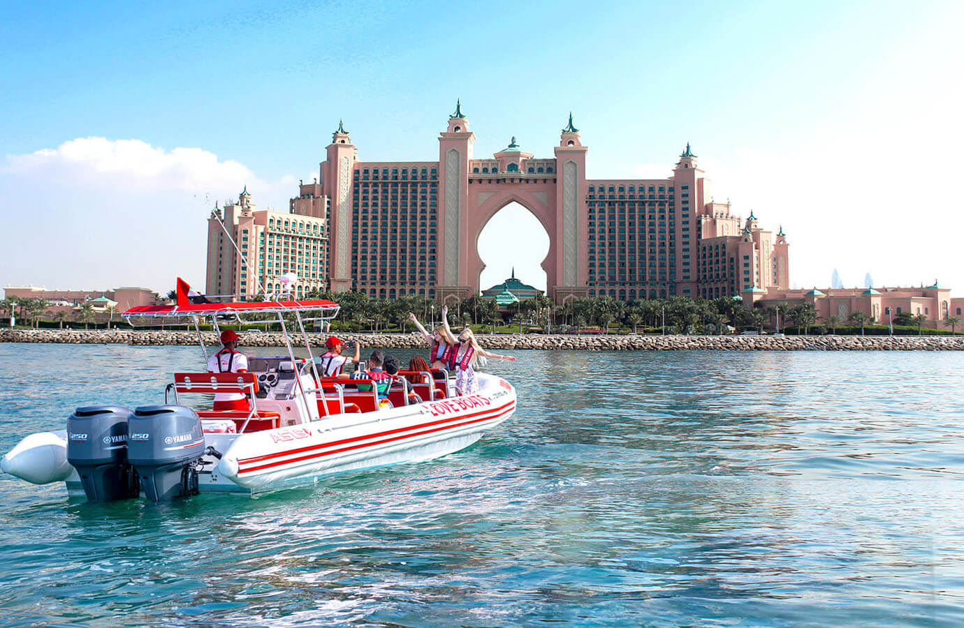 رحلات Love boats UAE