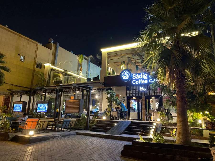 صادق كافيه