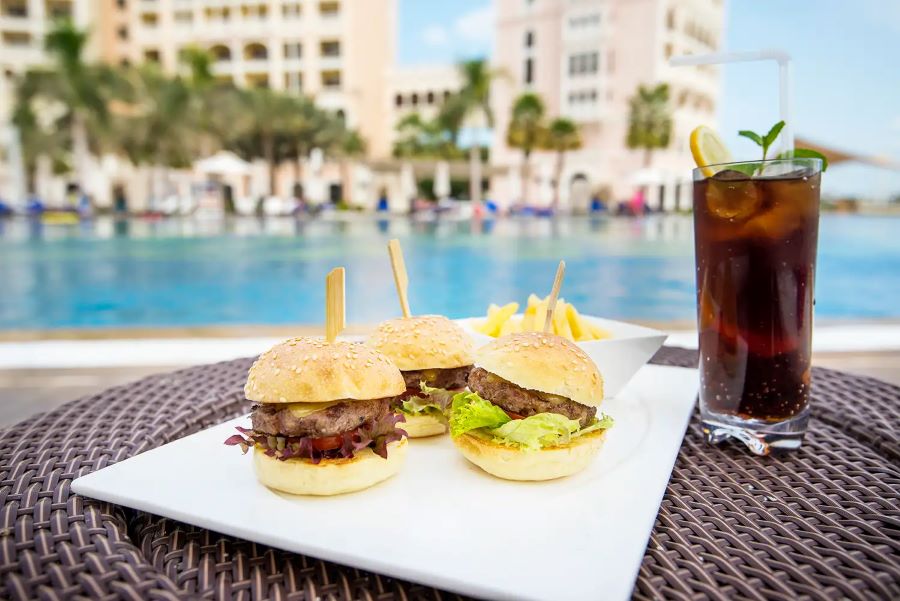مطعم الفريسكو Al Fresco