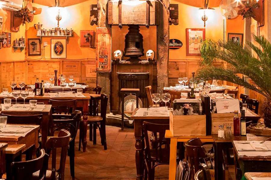 مطعم تراتوريا 13 غوبي TRATTORIA 13 GOBBI