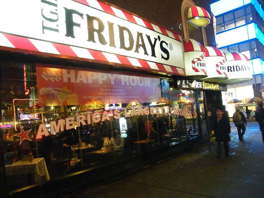 مطعم تي جي آي فرايديز TGI Friday’s