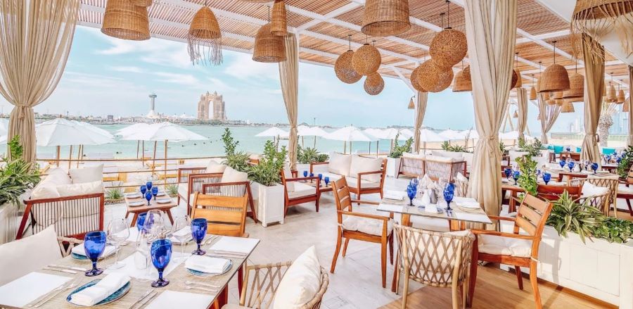 مطعم ويست باي West Bay