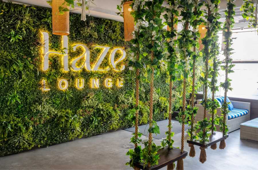 مطعم Haze Lounge