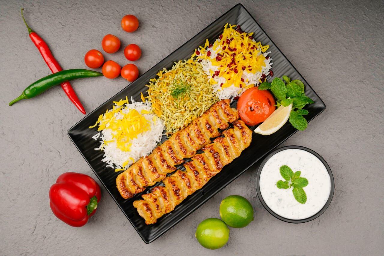 مطعم Noon & Kabab