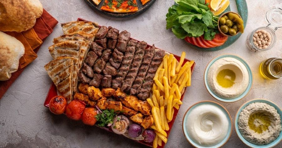 مواعيد العمل في مطعم الفرح أبوظبي