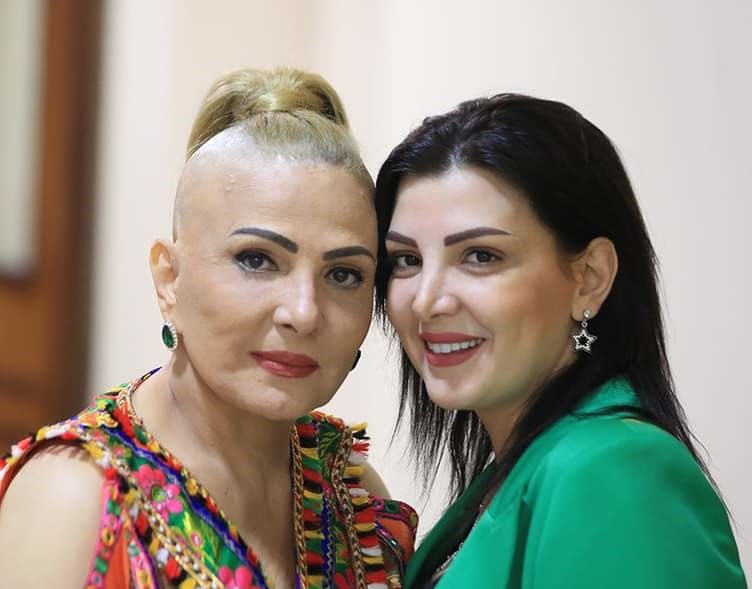عبير عيسى