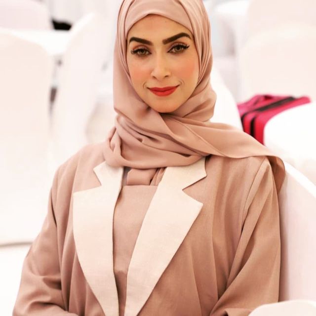 هلالة الحمداني