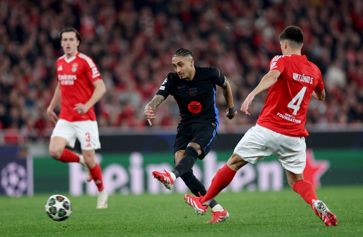 هدف رافينيا اليوم مع برشلونة ضد بنفيكا