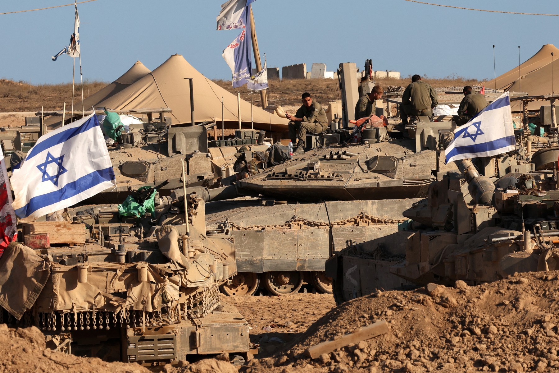 Israeli soldiers
