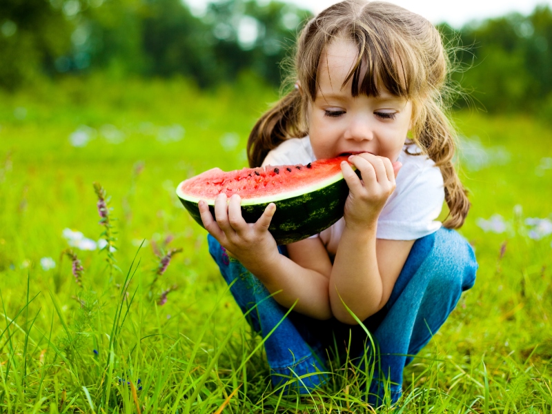 طبيب البوابة: 5 علاجات منزلية لعلاج الإمساك عند الأطفال