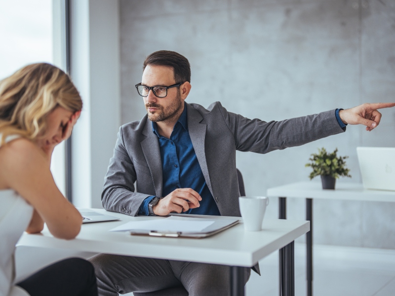 كيف تختلف بطريقة دبلوماسية مع مديرك في العمل؟