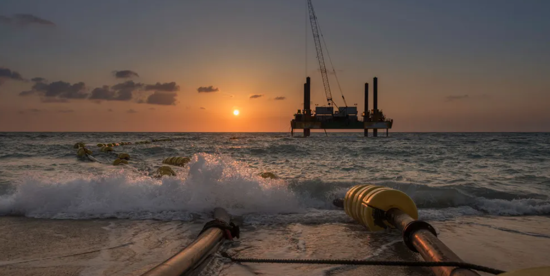 منصة حفر الغاز في البحر الأبيض المتوسط، إسرائيل. عسقلان