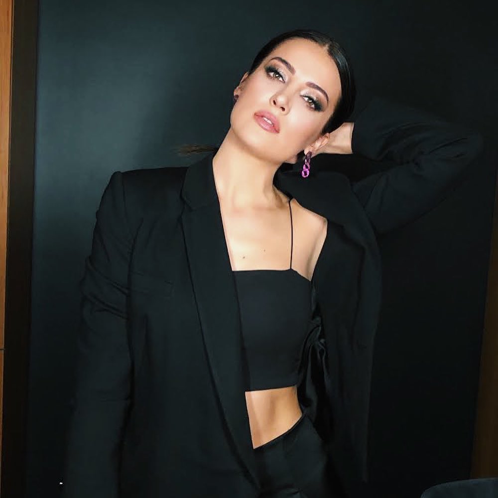 Turkish actress İrem Sak.